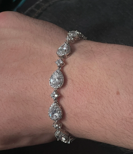 <h2>Our customers' opinions also matter.</h2>